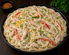 Pizza Chow Mein White Sauce (Spaghetti)