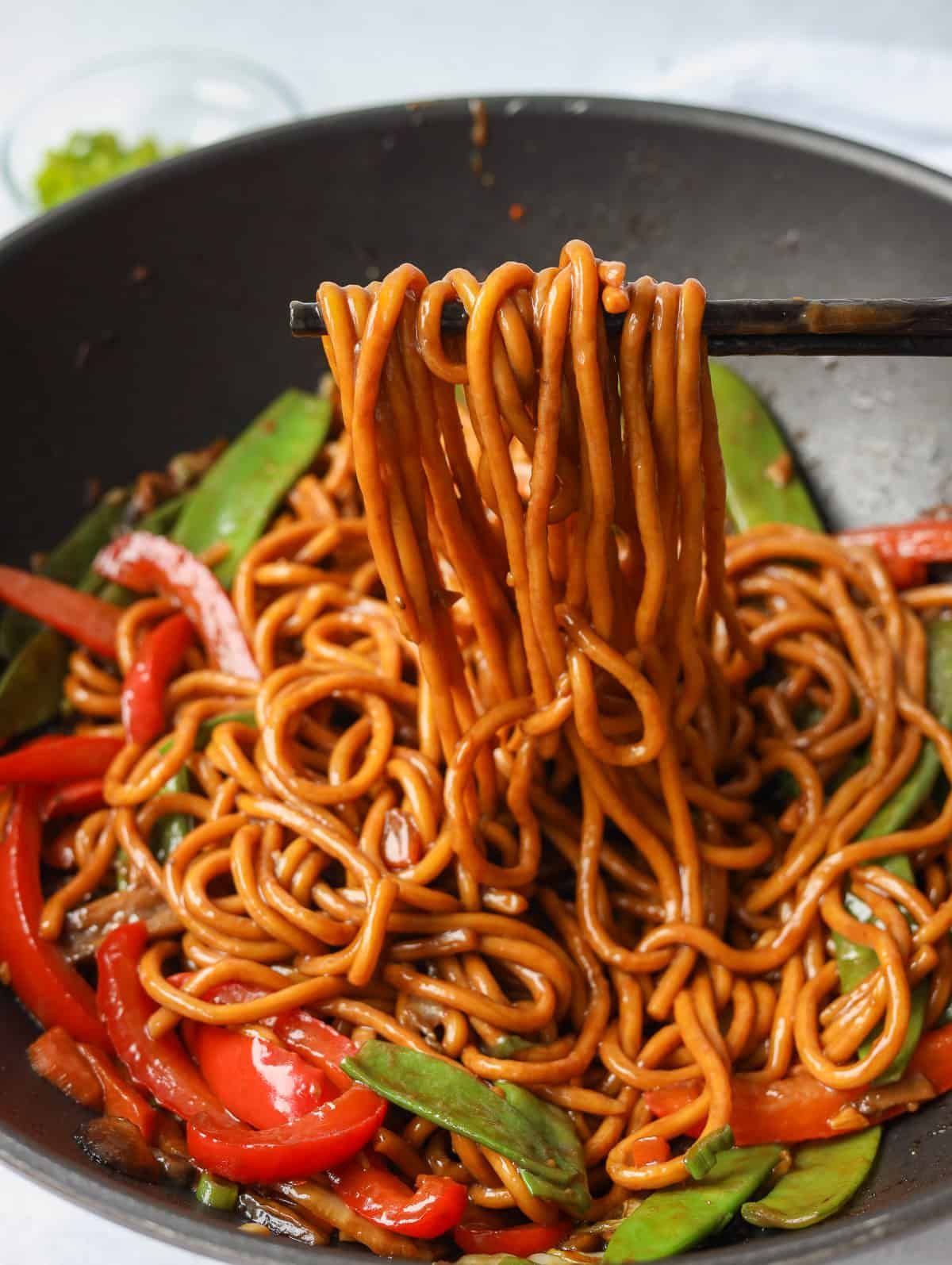 Chow Mein Red Sauce ( Spaghetti )