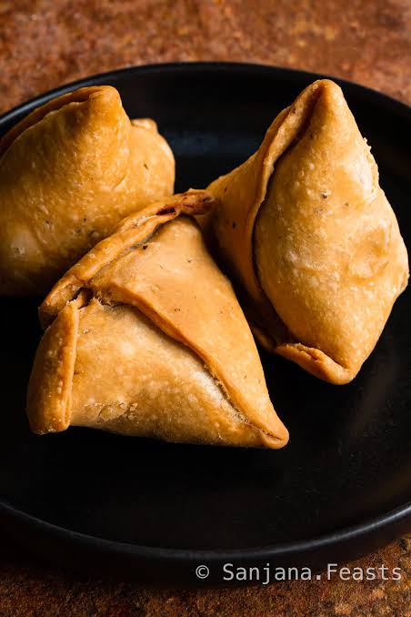 Younas Samosa